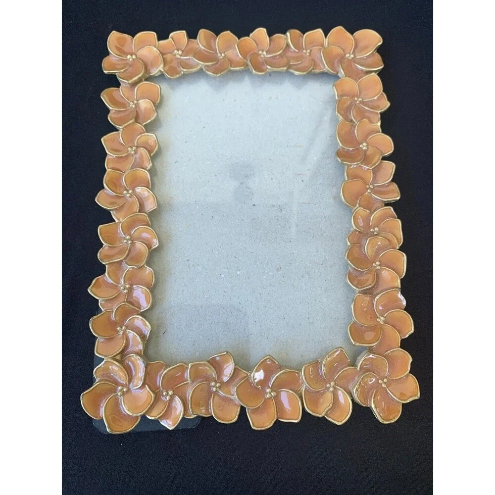 Vintage Pink Beige Enamel Picture Frame Connoisseur 5x7  Missing Bottom Hook